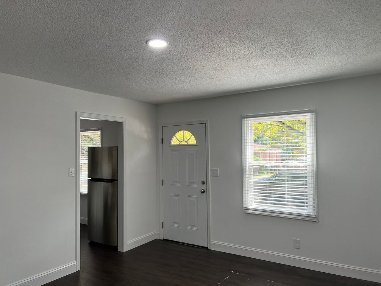 1800 Mcdonald St - Photo 2 of 13