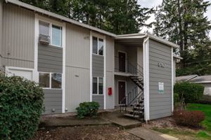 featured image of 8778 N Columbia Blvd