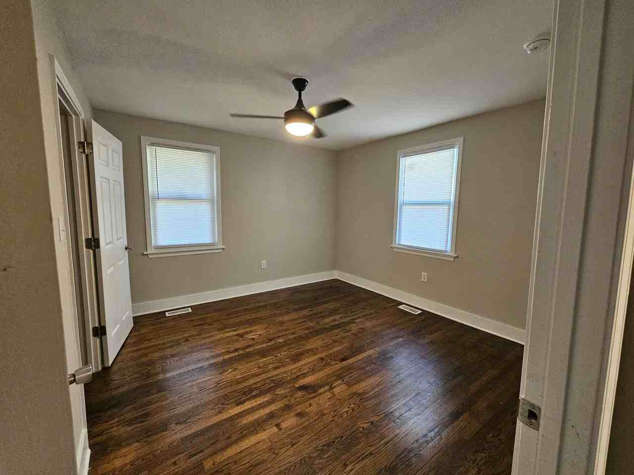 538 W Weatherspoon St - Photo 5 of 8