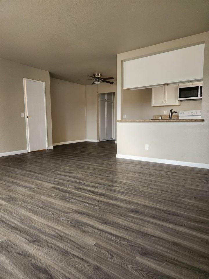 Bonsall Breeze - Photo 6 of 30