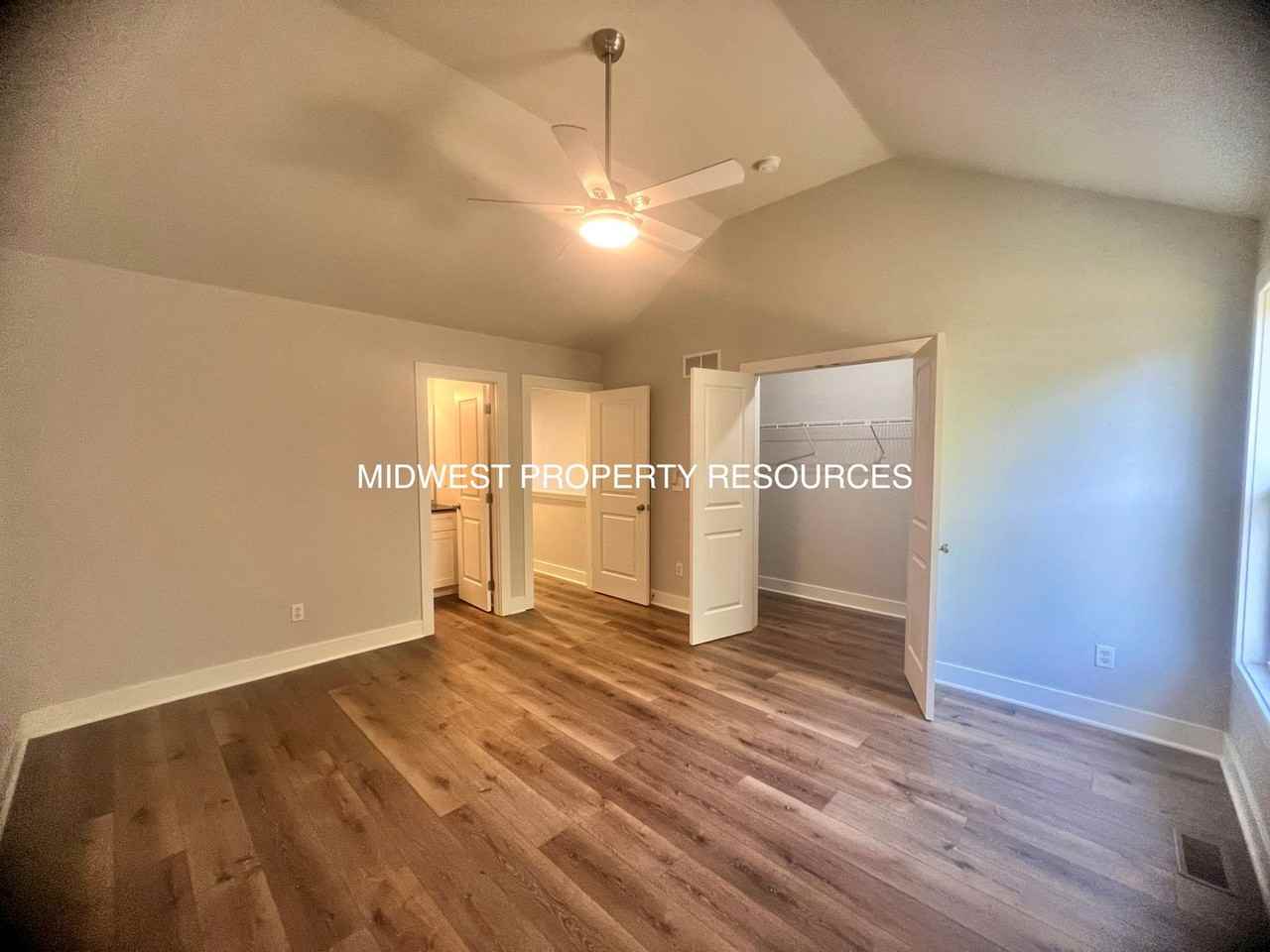 1013 Renee Lynde Dr Apt C - Photo 7 of 16