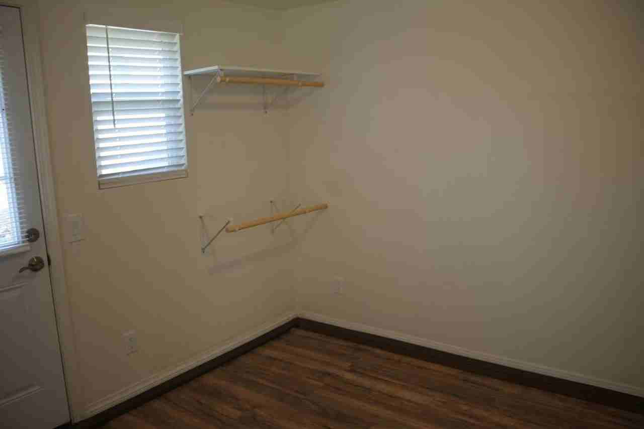 222 1/2 E California Ave - Photo 6 of 12
