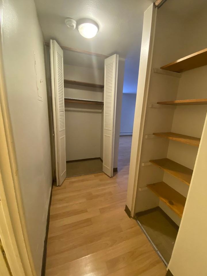 Girard - Photo 6 of 11