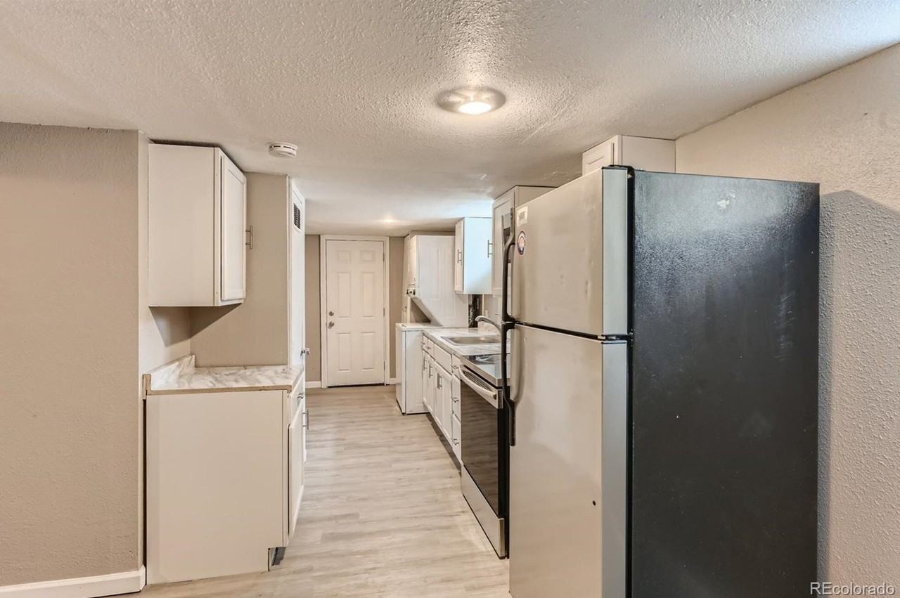 44 N JULIAN ST - Photo 3 of 10