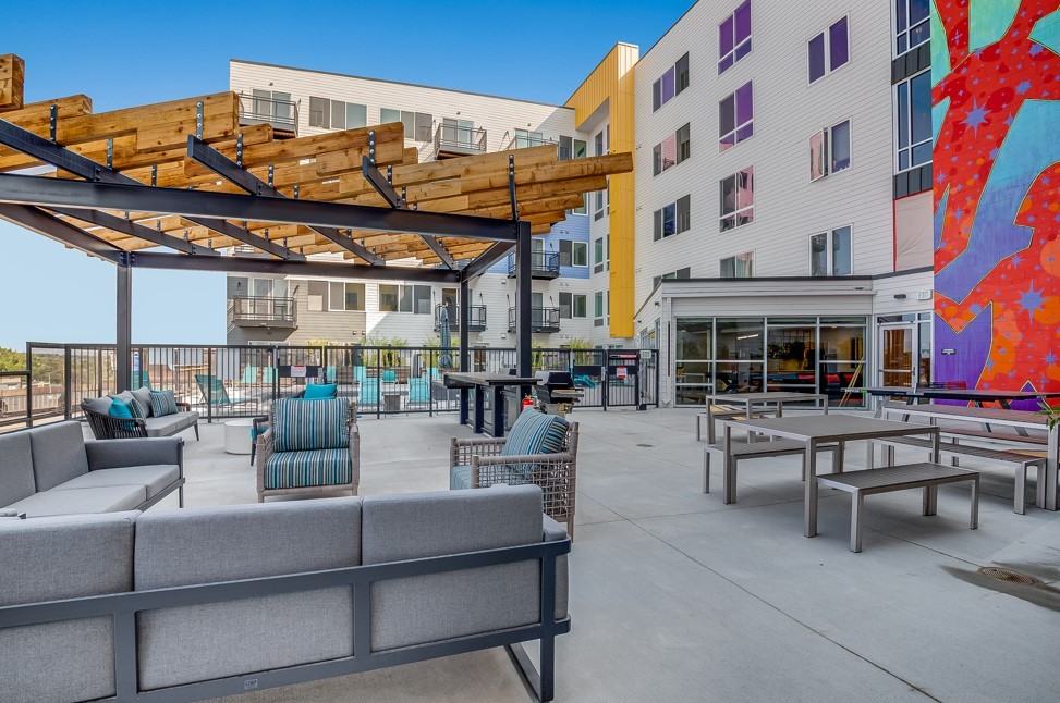 The Overland - Photo 6 of 50