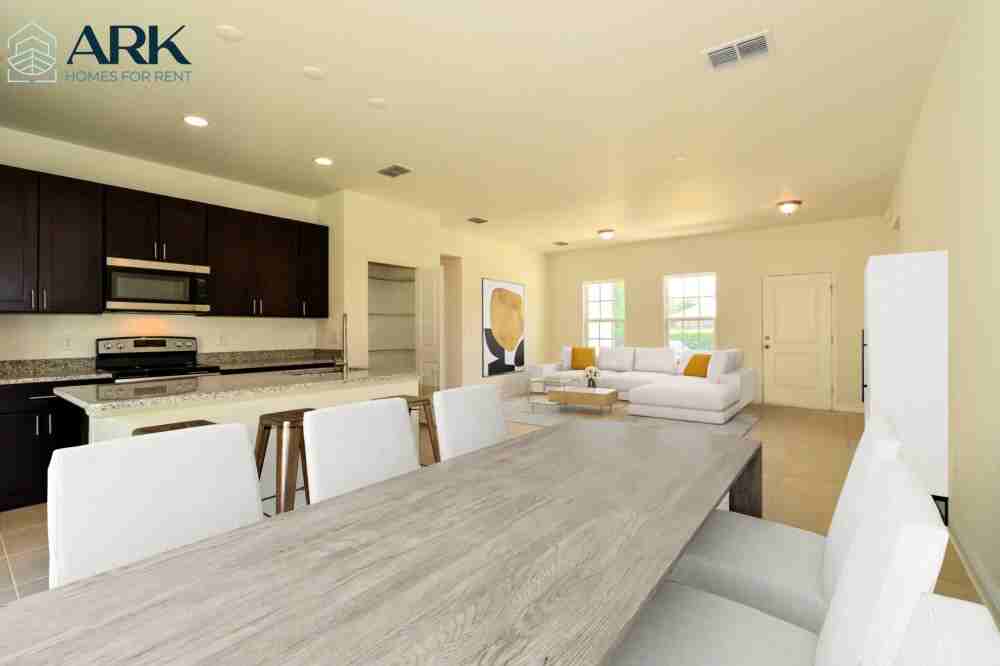 2451 Sw 158th Street Rd - Photo 3 of 16