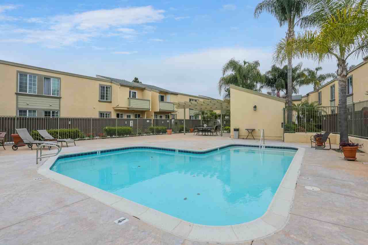 5252 Balboa Arms Dr #166 - Photo 4 of 31