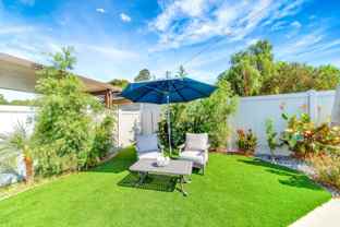 23354 Burbank Blvd #NA - Photo 1 of 1