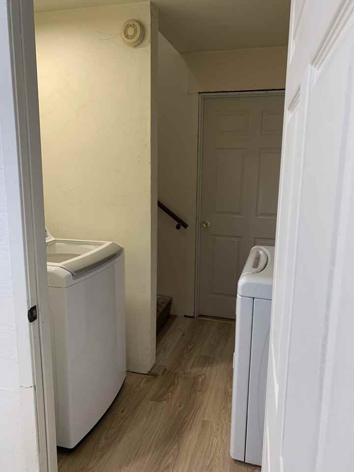1130 Wanda St #B - Photo 3 of 15