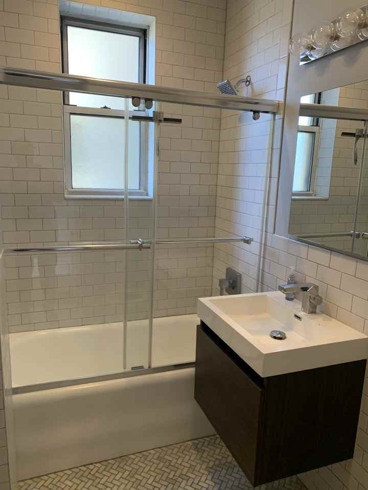 1000 Hudson St #307 - Photo 4 of 15