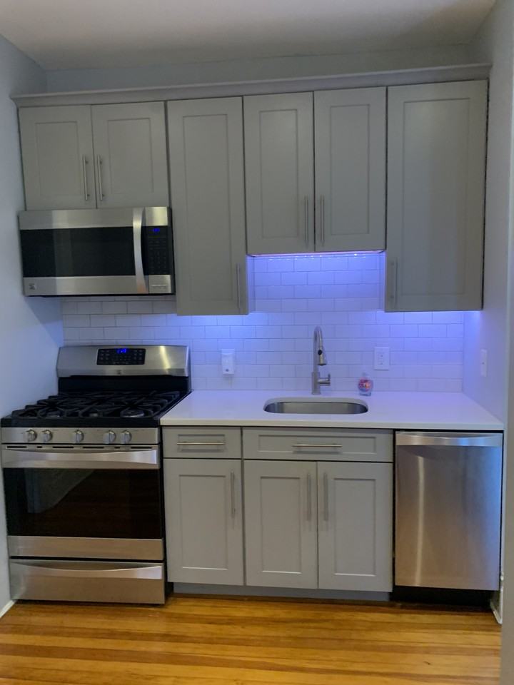 1000 Hudson St #307 - Photo 7 of 15