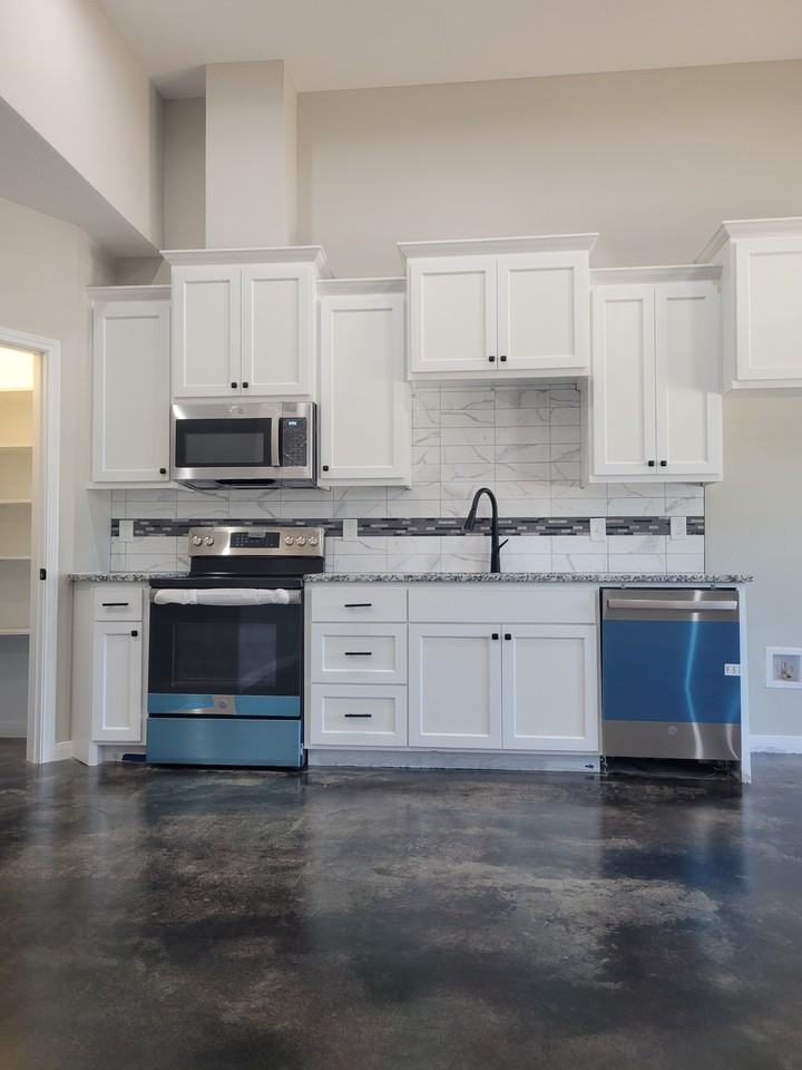 205 Hayes St #A - Photo 3 of 12