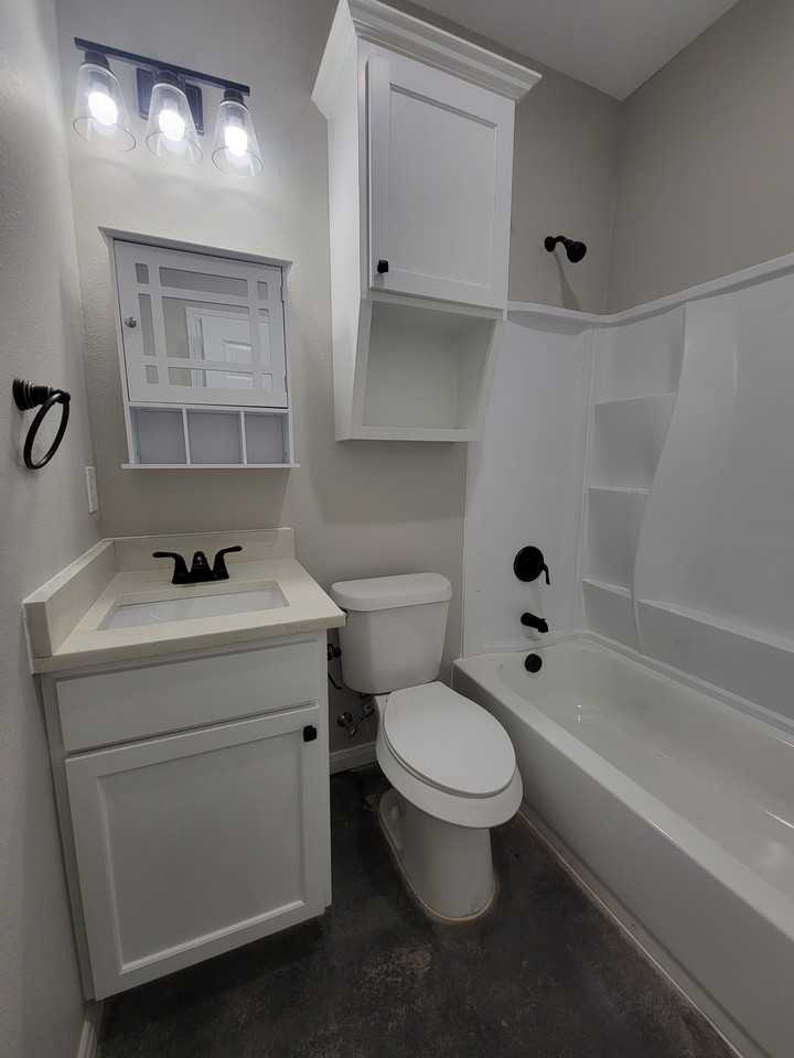 205 Hayes St #A - Photo 7 of 12