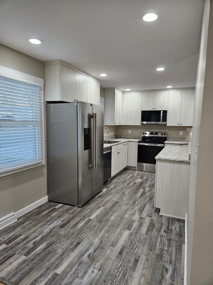 177 Riverview C #NA - Photo 6 of 32