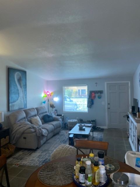 134 Beverly Dr #NA - Photo 2 of 10