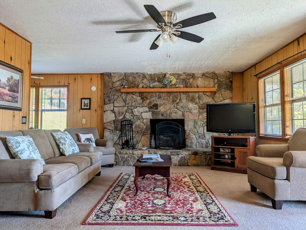 729 Chalet Village Ln #NA - Photo 4 of 42