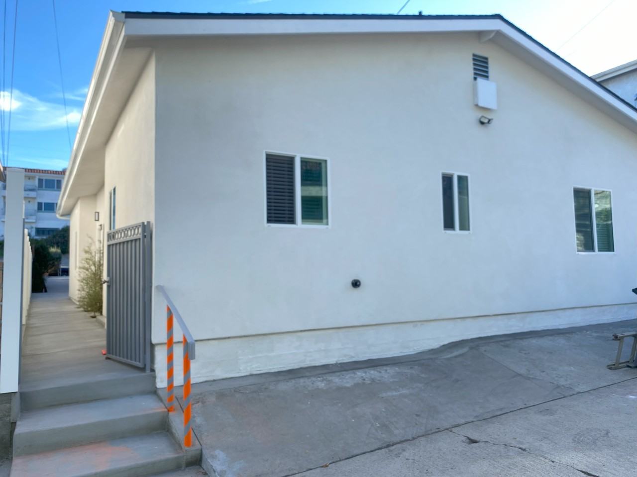 766 W 25th St #764-5 - Photo 4 of 20