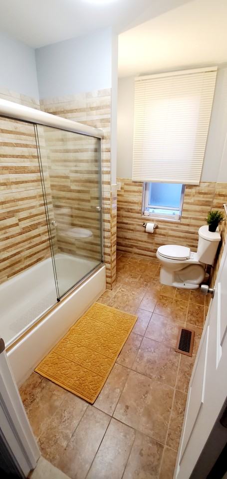 5417 Spruce St #A - Photo 7 of 10