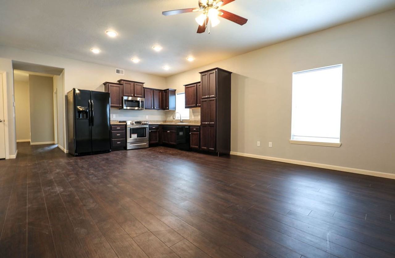 Harrison 600 - Photo 2 of 32