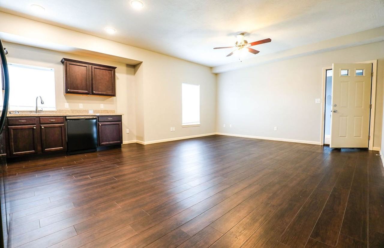 Harrison 600 - Photo 3 of 32