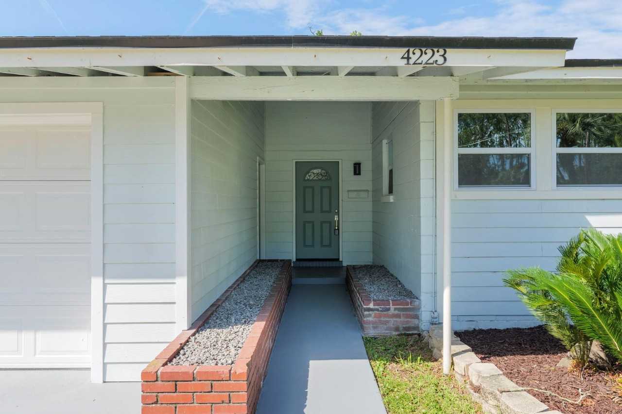 4223 Kings Ct - Photo 6 of 20