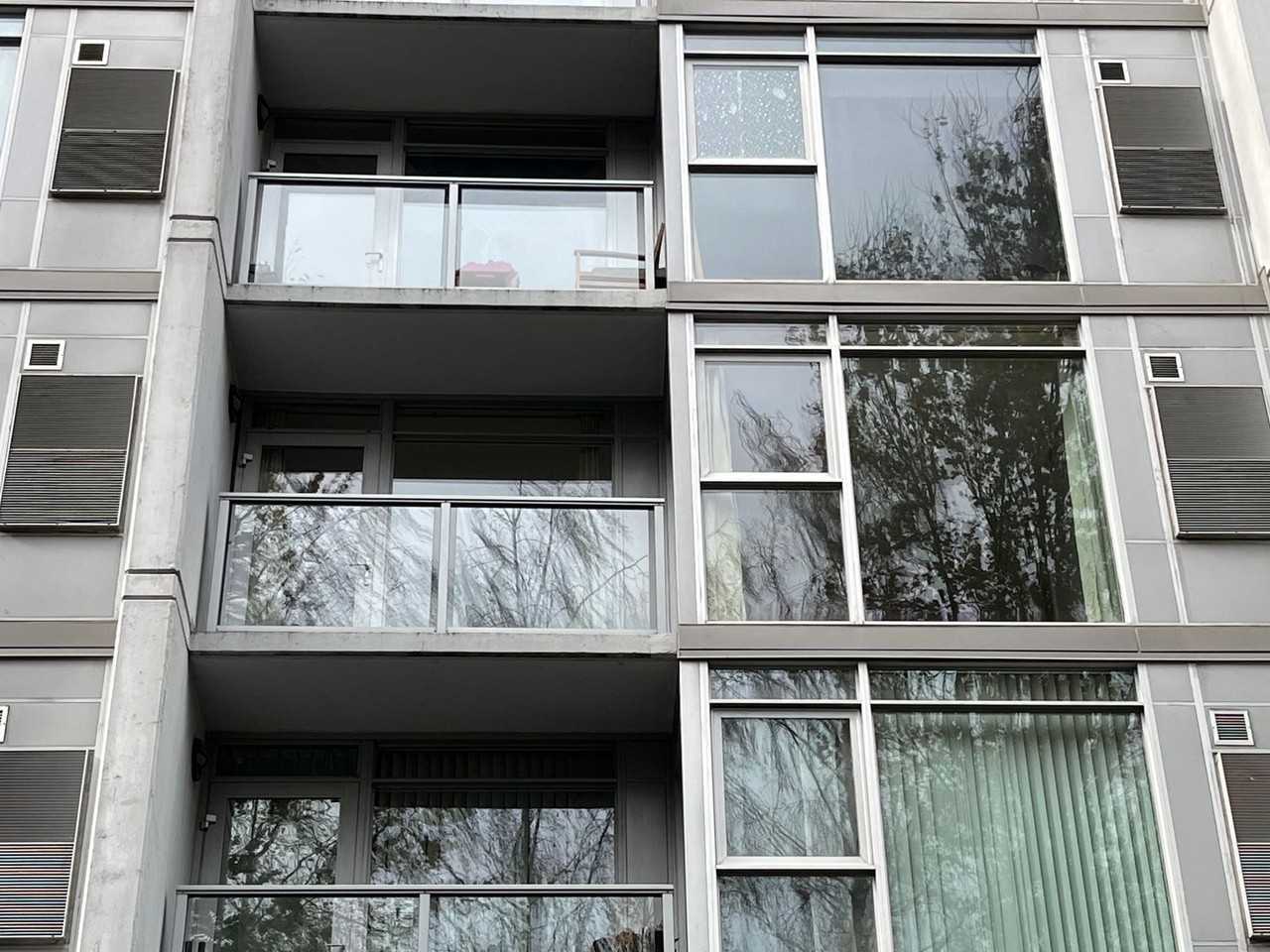 533 Ne Holladay St #402 - Photo 2 of 31