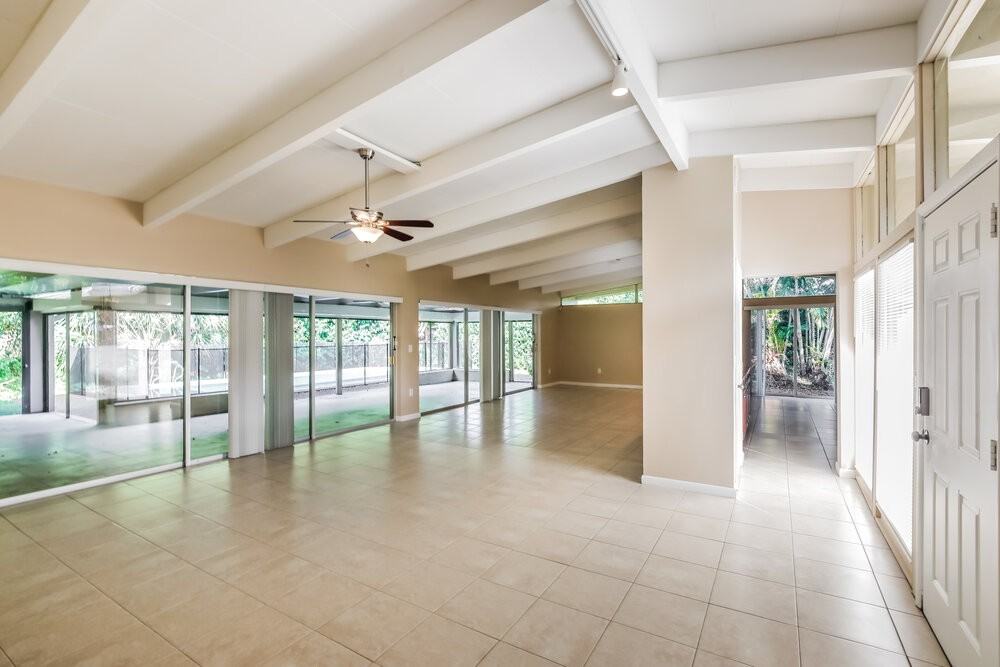841 Camellia Ct - Photo 3 of 16