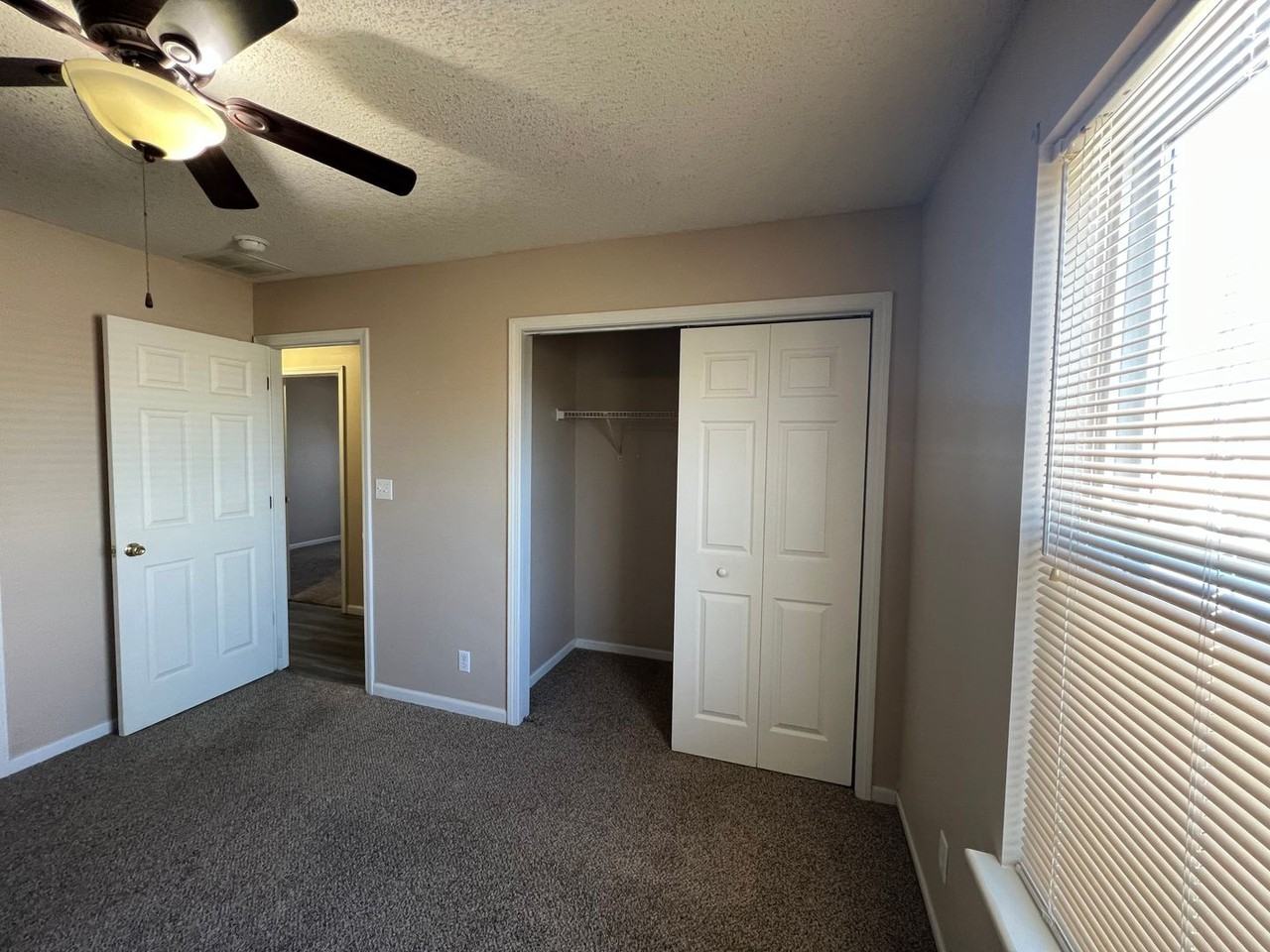 121 Hickory Valley Rd - Photo 5 of 28