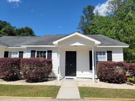featured image of 1852 Horseshoe Dr