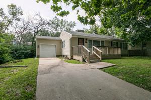 featured image of 1411 Vista Ln