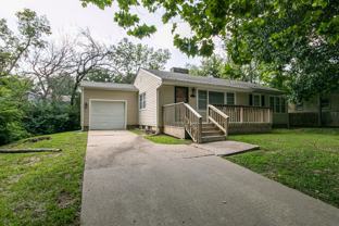 1411 Vista Ln - Photo 1 of 1