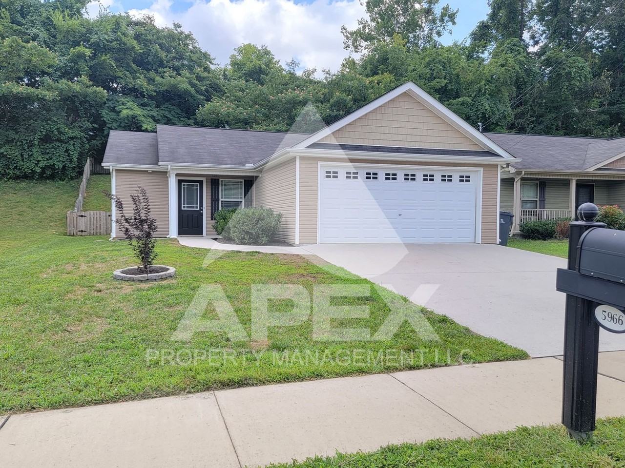 5966 Bearden View Ln - Photo 2 of 23