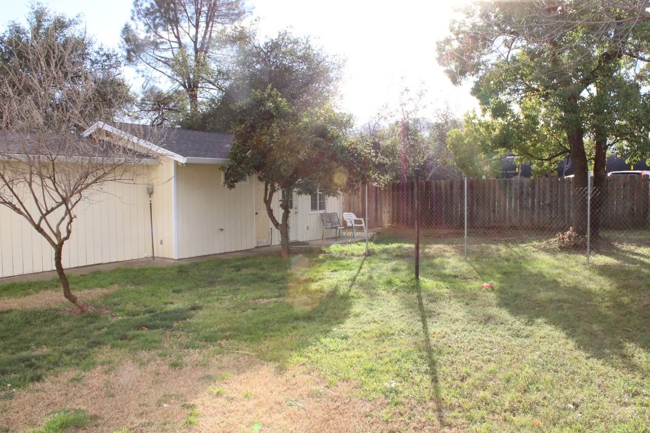 2456 Waldon St - Photo 2 of 23