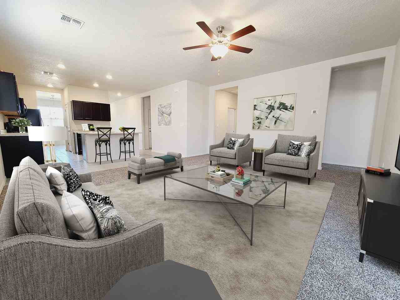 841 Desert Sienna Avenue - Photo 2 of 11