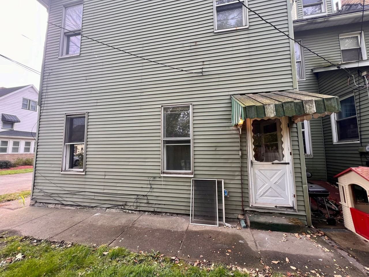 19 N Cedar St - Photo 2 of 18
