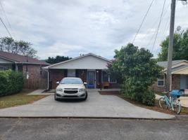 featured image of 812 Valerie Lane