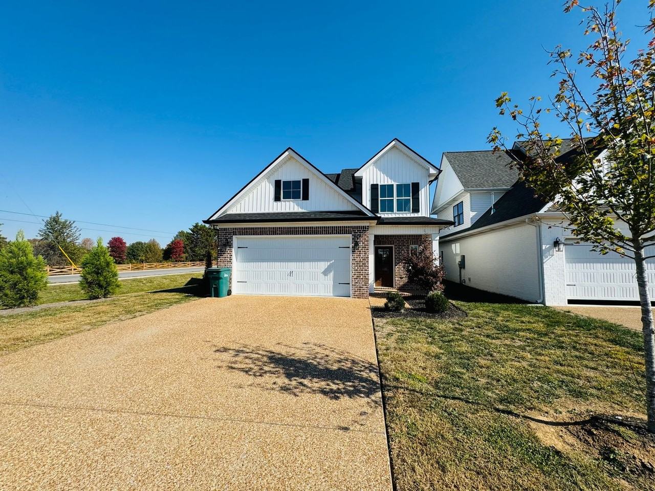 415 Maple Hill Rd - Photo 2 of 3