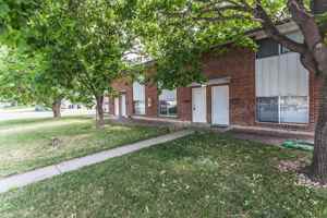 featured image of 1606 Estrella Ave