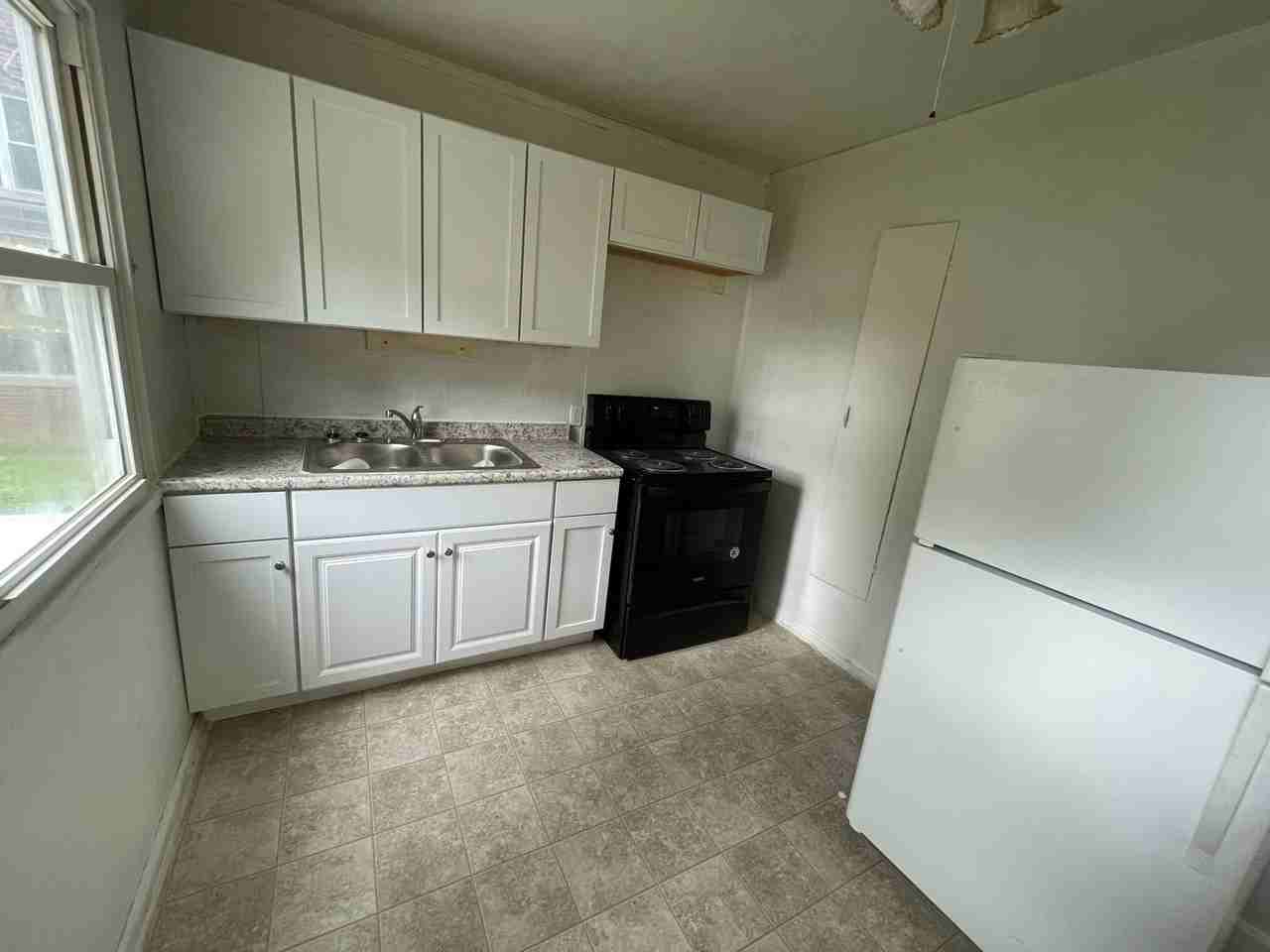 313 Binford St - Photo 3 of 7