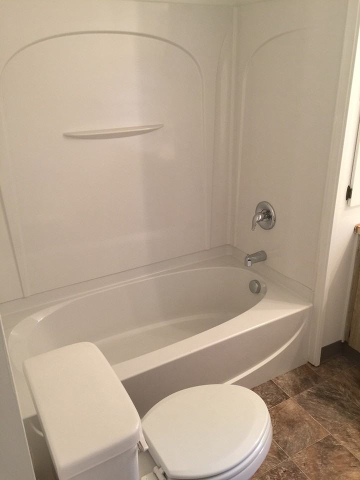 1077 W Axton Rd - Photo 5 of 8