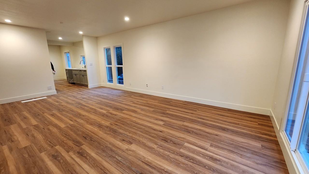 283 California Ave - Photo 2 of 17