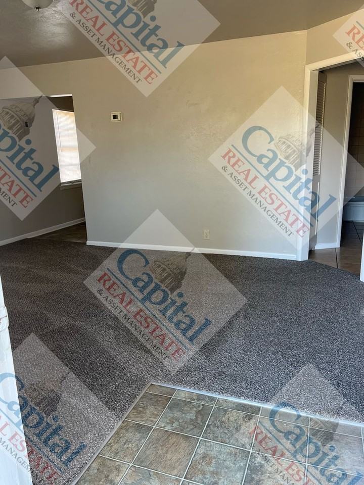 4908 Chester St - Photo 2 of 18