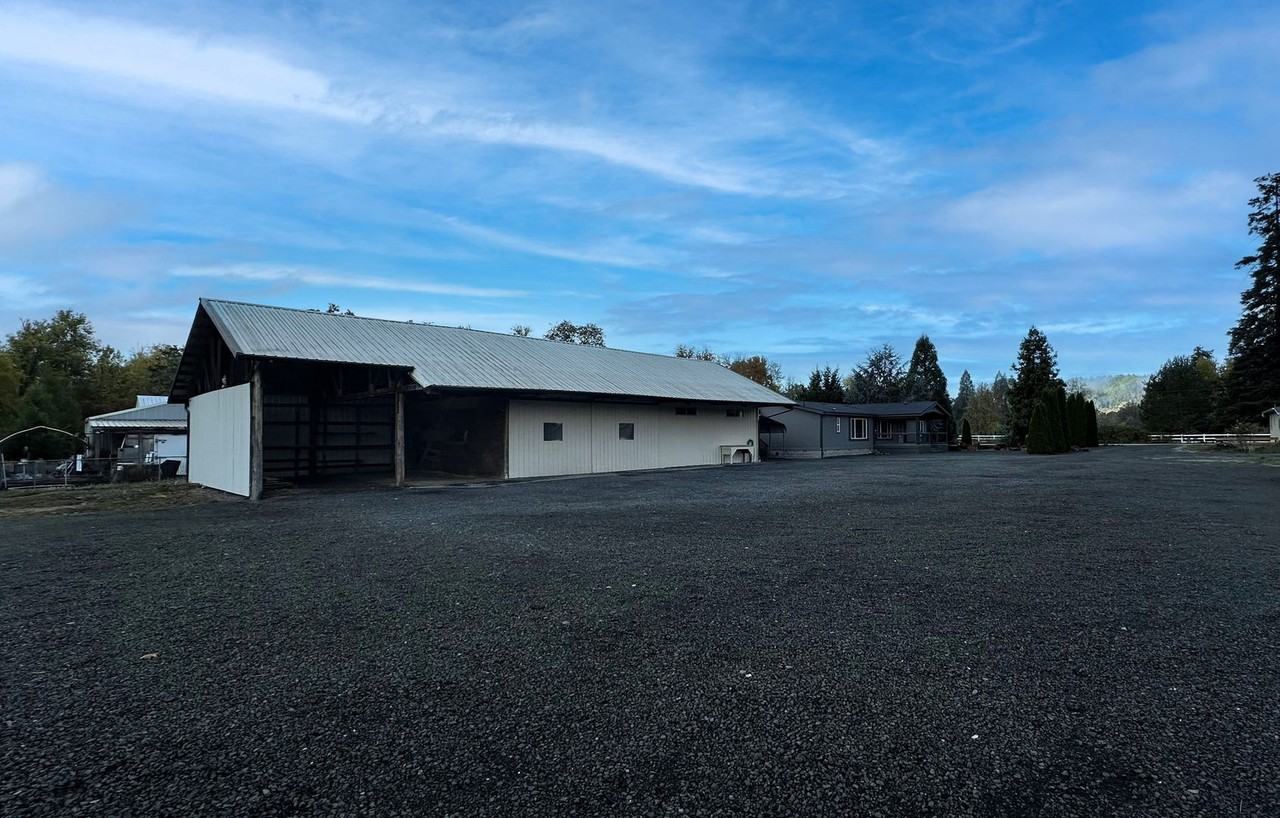 2231 Brockway Rd - Photo 2 of 17