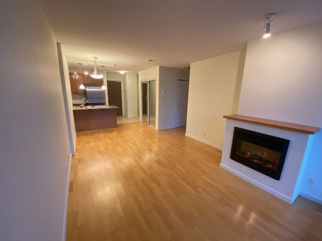 610 Victoria St #1008 - Photo 6 of 15