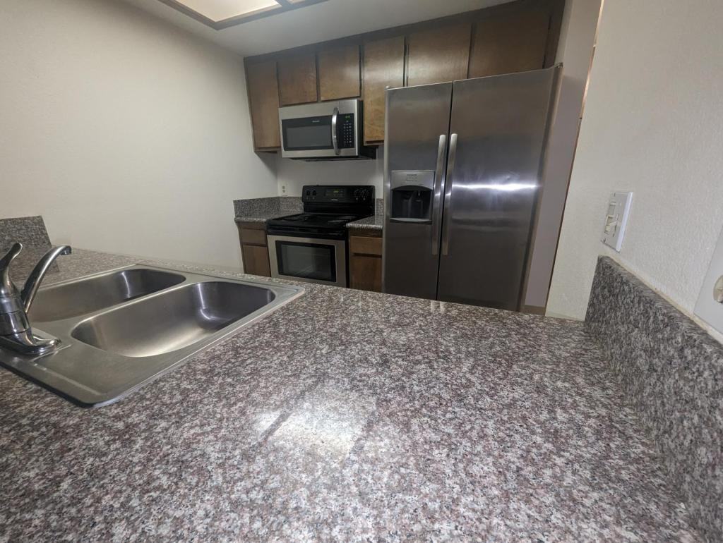 7845 Golfcrest Dr ##21 - Photo 5 of 15