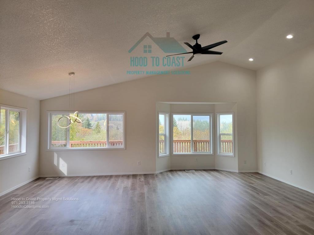 830 Howard Dr - Photo 2 of 30