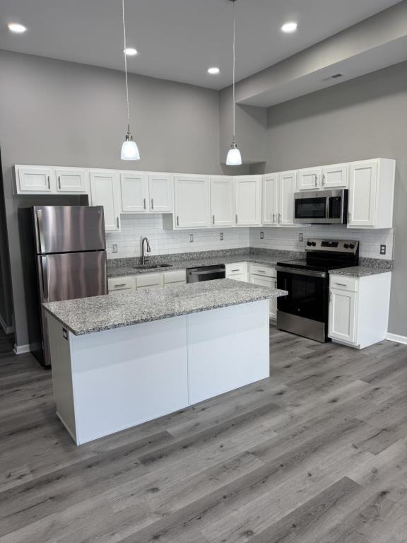 925 S Jackson St - Photo 2 of 35