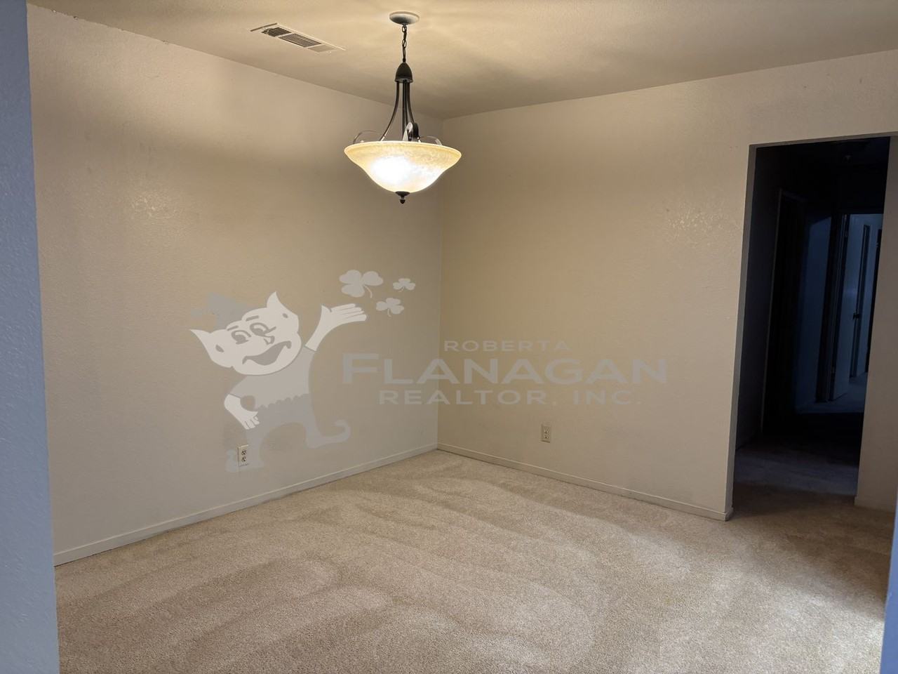 728 W Yosemite Ave - Photo 3 of 13