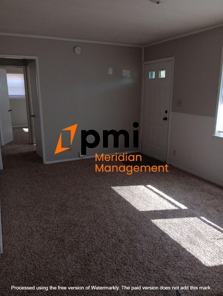 7320 E 54th St - Photo 3 of 14