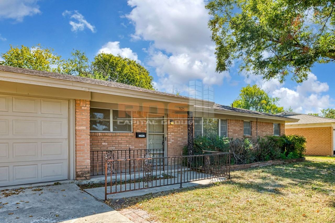 5625 Wales Ave - Photo 3 of 31